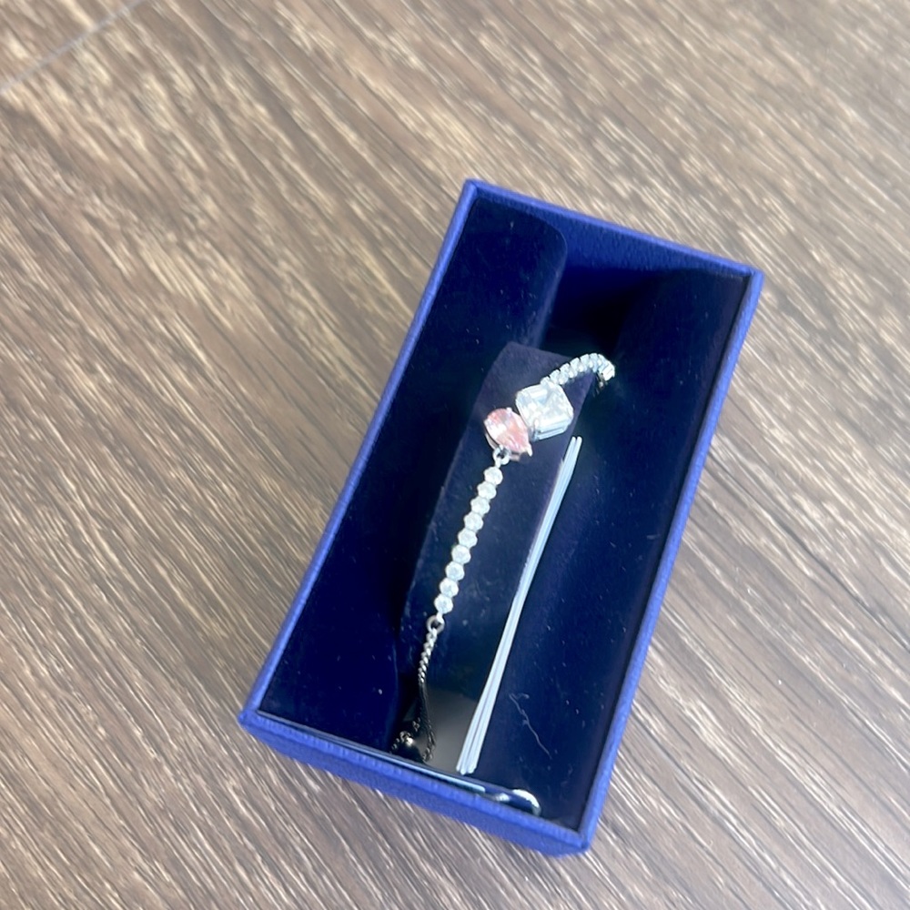 SWAROVSKI bracelet